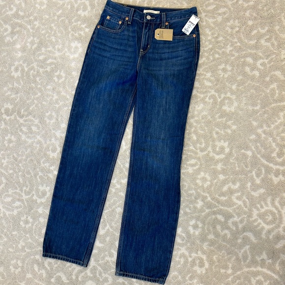 Levi's Denim - NWT Levi’s low pro straight jeans women’s pants dark wash 26